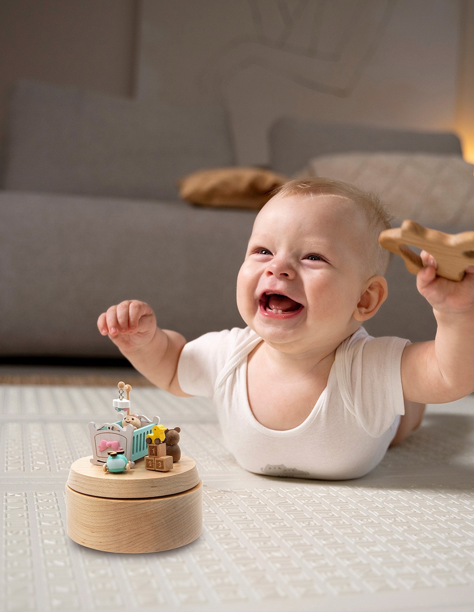 Caja musical Wooderful Life Bebé en Cuna