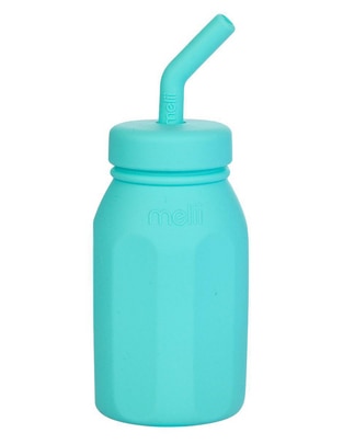 Botella de agua con tapa a presión 250 ml Botella de agua con tapa a presión 250 ml