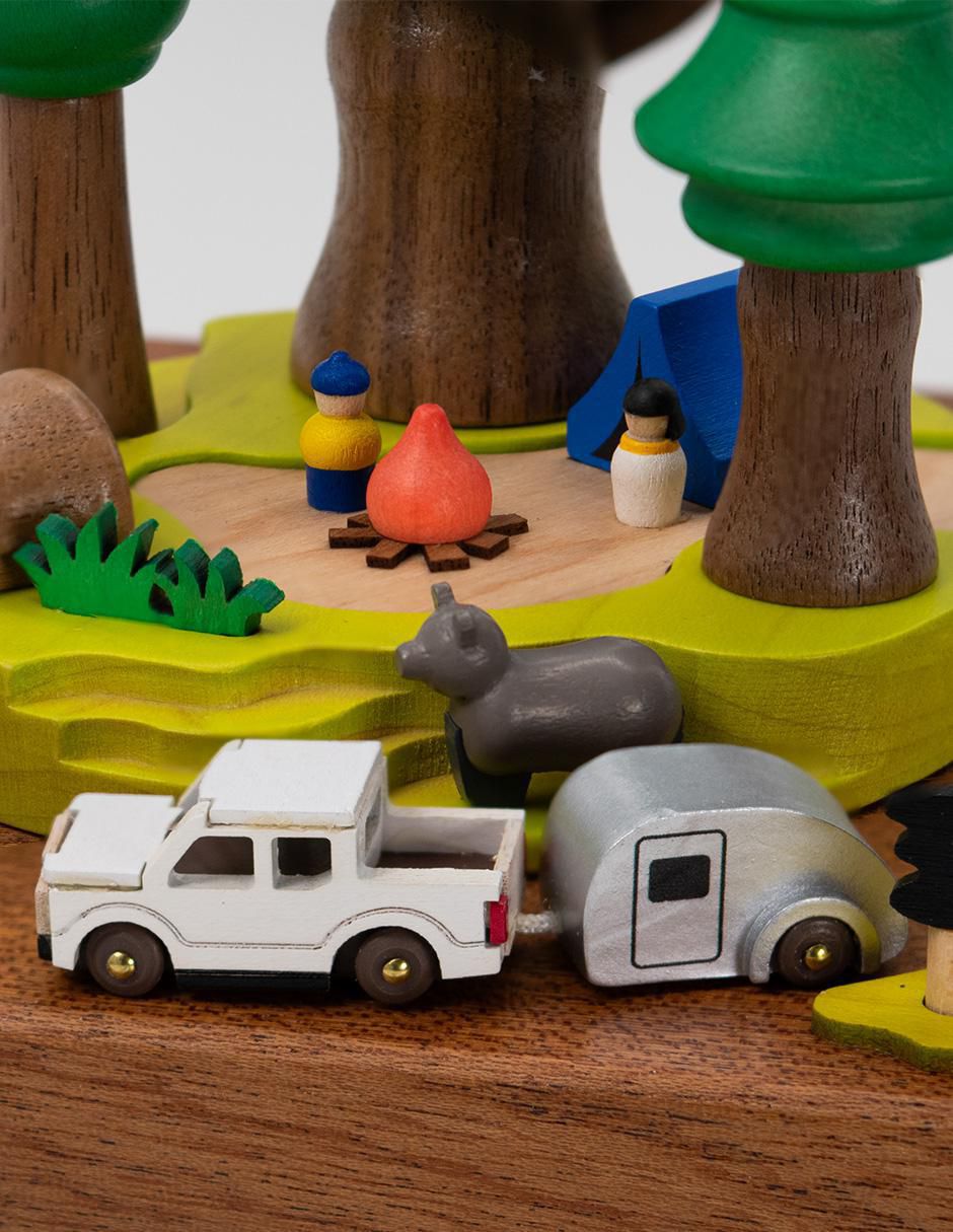 Caja musical Wooderful Life Campamento