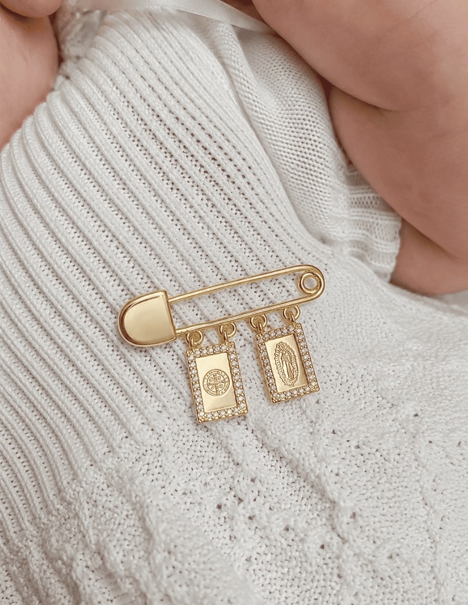 Pin de metal rectangular 4