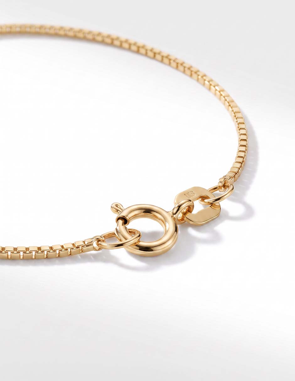 Pulsera de oro amarillo 10 k con acabado pulido